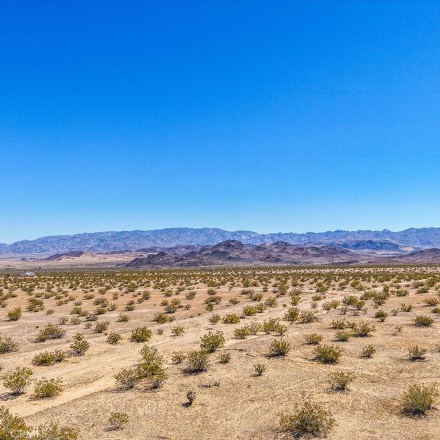 55 Mile Square Road, Joshua Tree