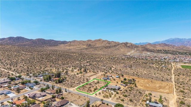 8804 Warren Vista Avenue, Yucca Valley