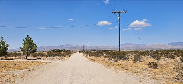 800 Lincoln Rd., Lucerne Valley