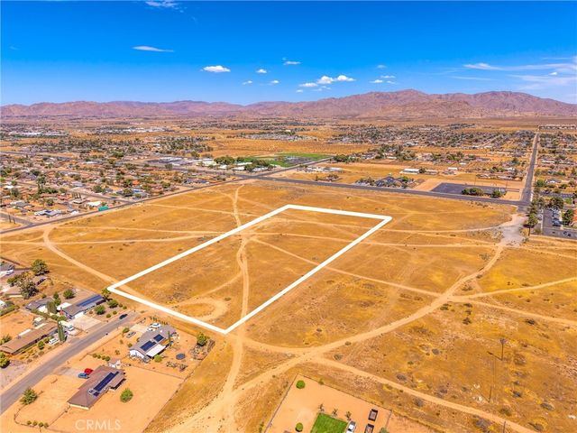 30874811 Okanagan Road, Apple Valley