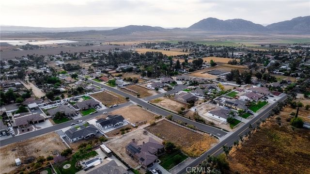 22275 Rosary Avenue, Nuevo