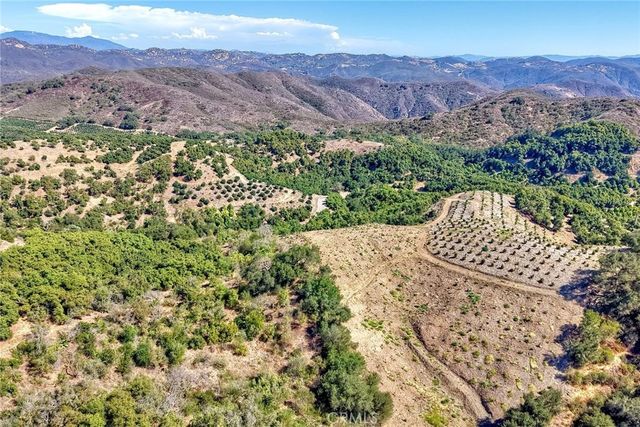 Via De Los Robles, Temecula