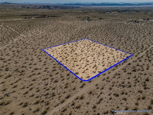 62730 Hacienda Road, Joshua Tree