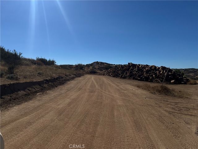 Baxter Ranch Road, Lake Elsinore