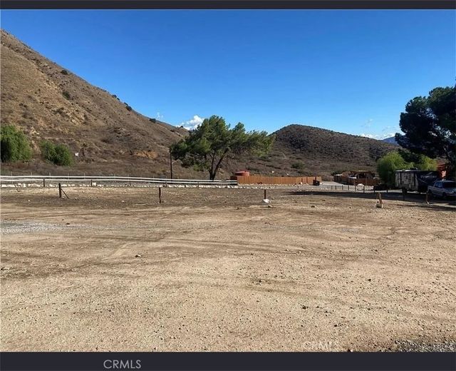 13915 Kagel Canyon, Sylmar