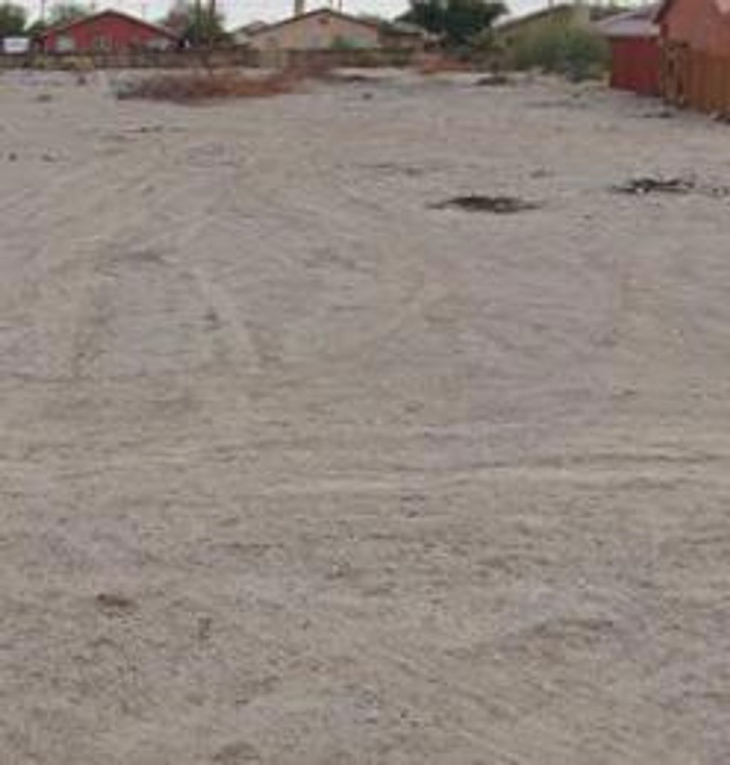 Malat Avenue, Salton City