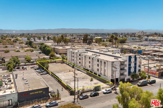 15226 Parthenia Street, Los Angeles