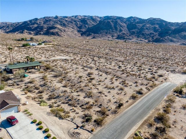 74425 Twilight Dr, 29 Palms
