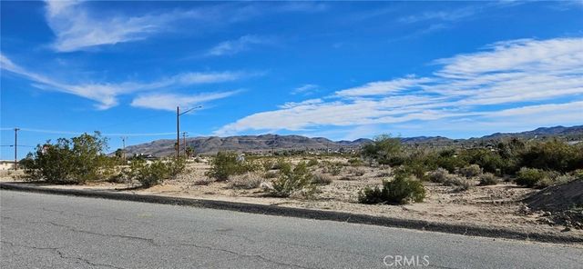 800 Utah Trl., 29 Palms