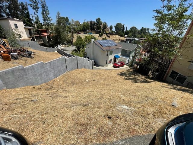 21614 Wo He Lo Trail, Chatsworth