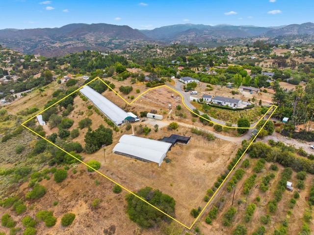 803 Quail Hill Road, Fallbrook