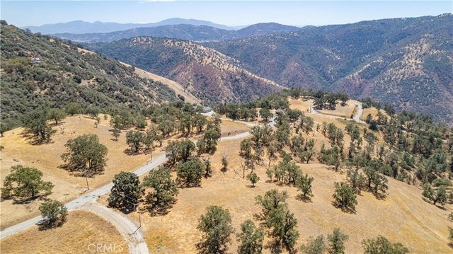 26201 Hazelwood Court, Bear Valley Springs