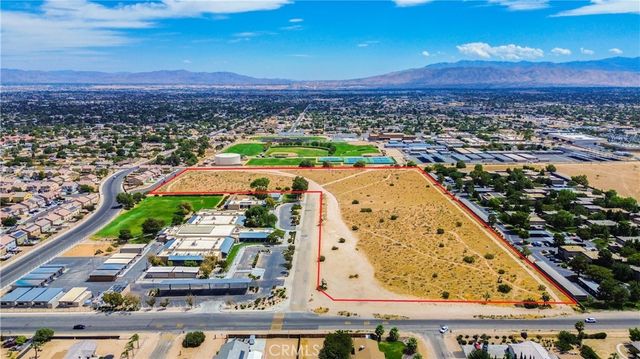Topaz Ave, Hesperia