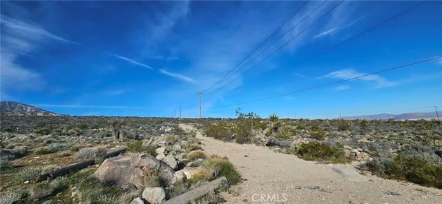 800 Meehleis, Lucerne Valley