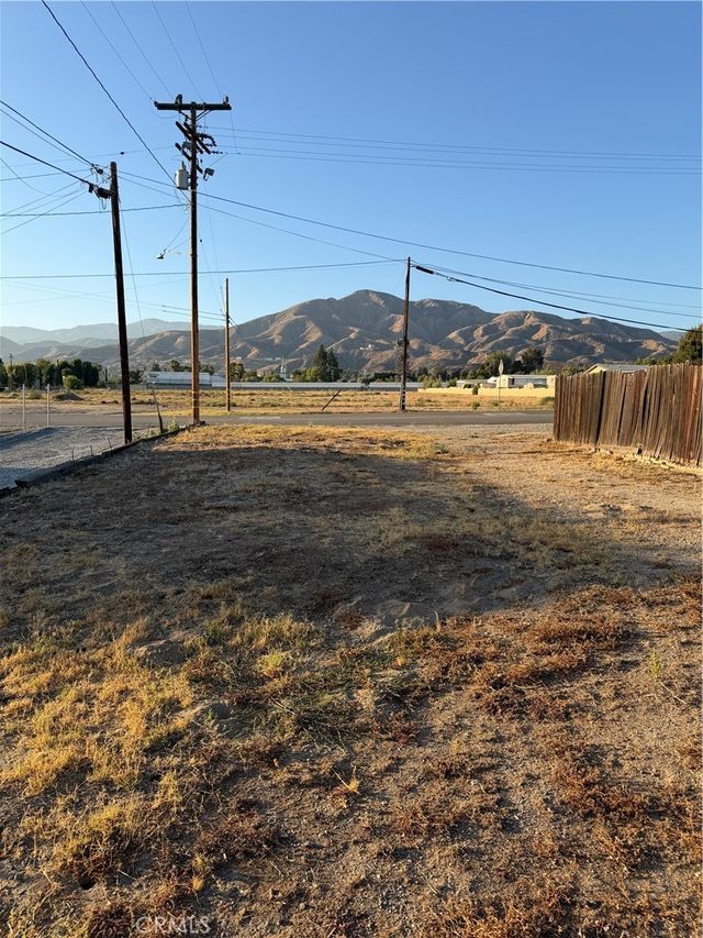 27335 Pacific, Highland