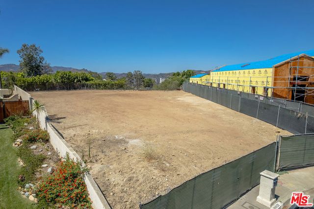 16637 Cumbre Verde Court, Los Angeles