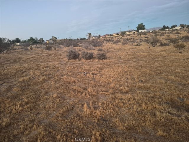 Itoya Vista, Apple Valley
