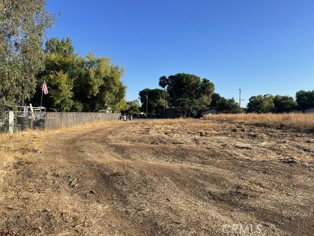 Mono Avenue, Oroville