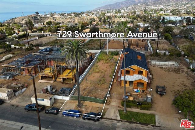 729 Swarthmore Avenue, Los Angeles