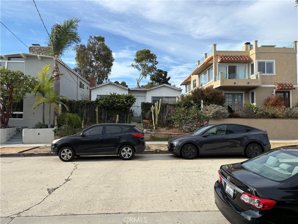 735 Longfellow Avenue, Hermosa Beach
