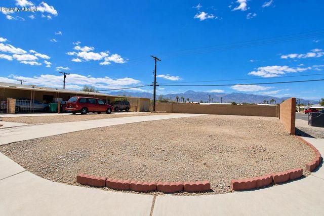 32215 Wells Fargo, Thousand Palms