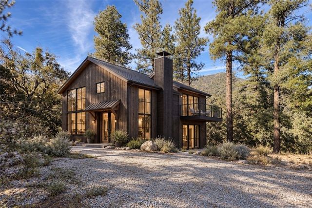 1825 Bernina Drive, Pine Mountain Club