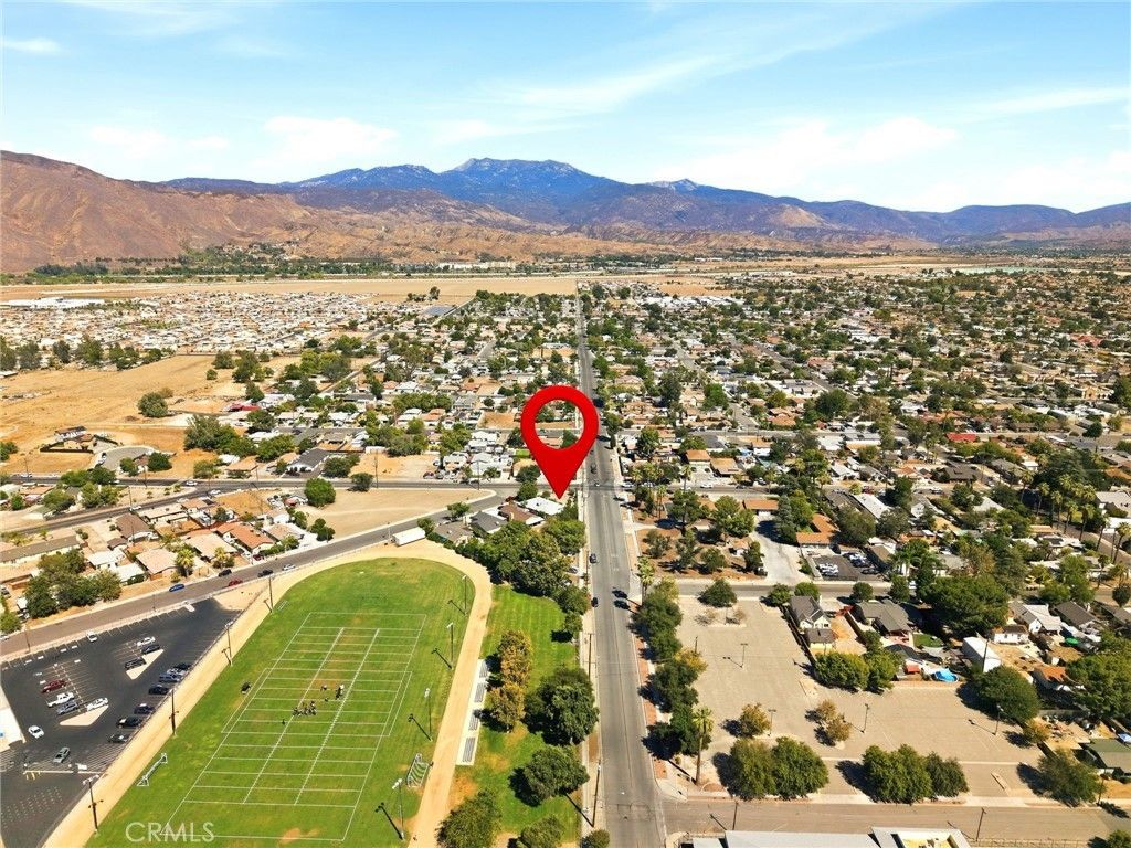 W Washburn Avenue, San Jacinto