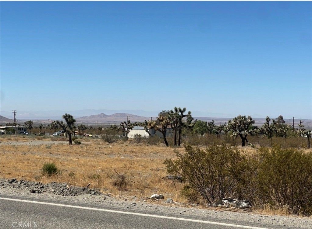 Bear Valley Road, Pinon Hills