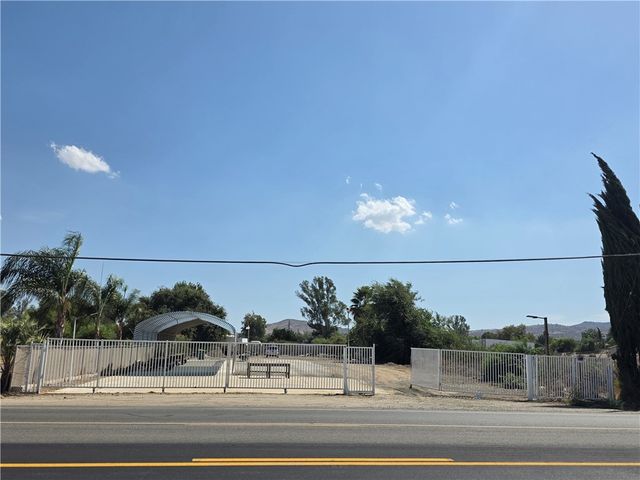 21321 Cajalco Road, Perris