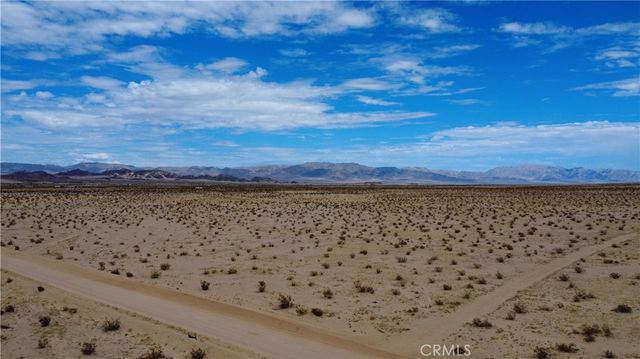 5281 Cactus Jack, 29 Palms