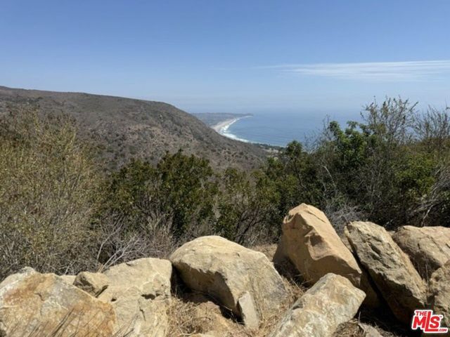 Encinal Cyn Road, Malibu