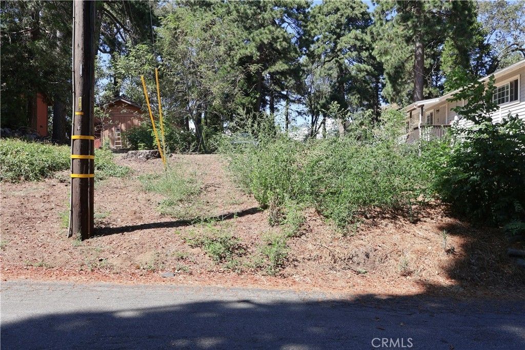 Valley View Drive, Crestline
