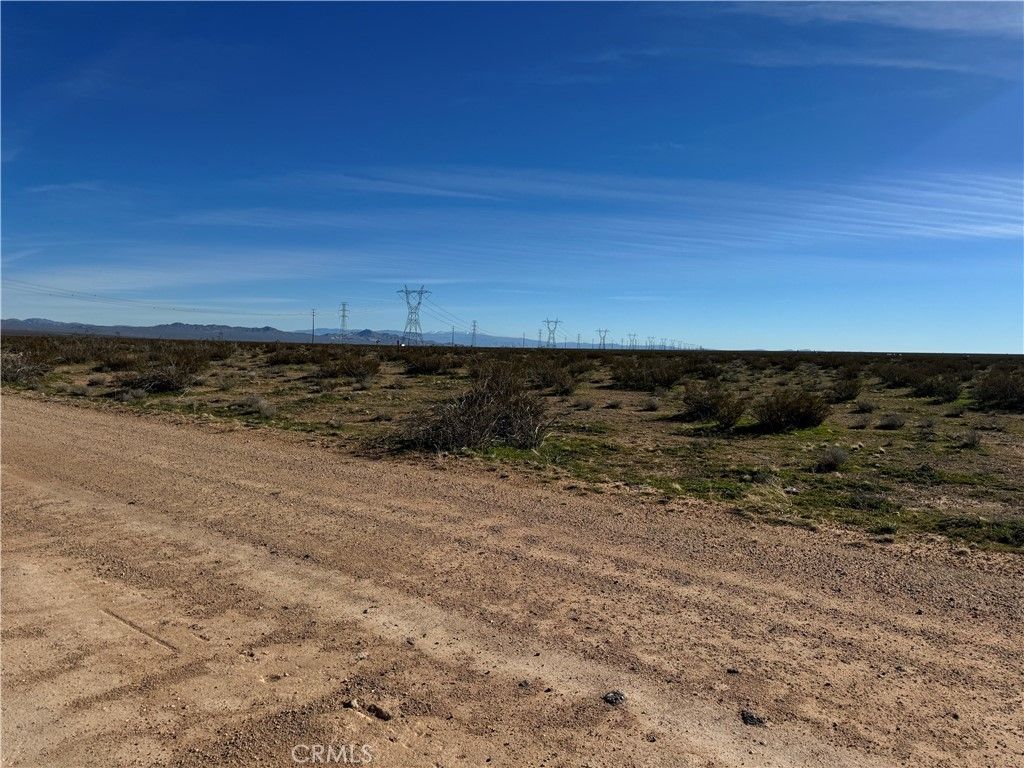 301 E Mountain View Street, Barstow