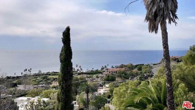 30087 Cuthbert Road, Malibu