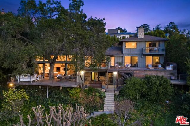 1515 Umeo Road, Los Angeles