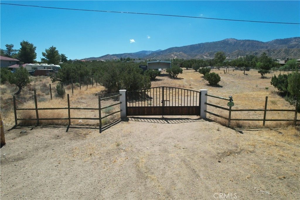 985 Cholla Road, Pinon Hills