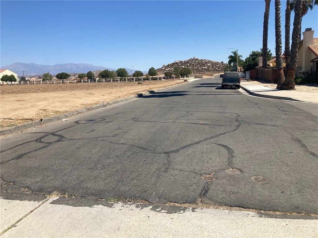 Copper Cove Lane, Moreno Valley