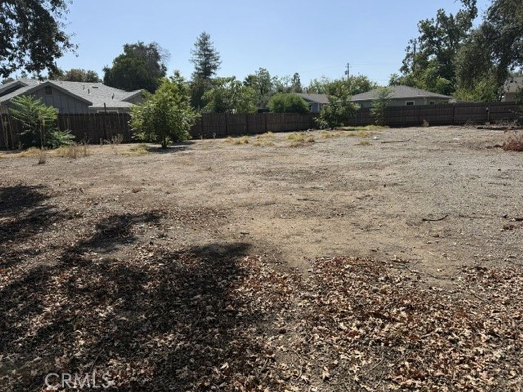 Laurel Street, Chico