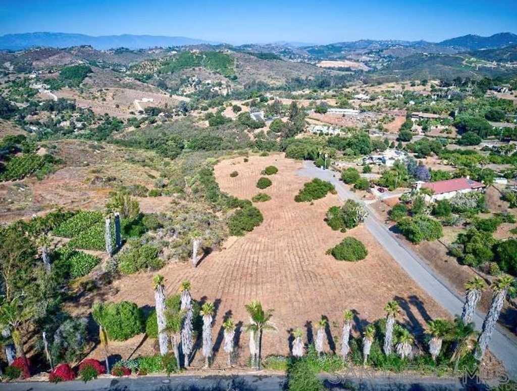 Fairview Dr, Vista