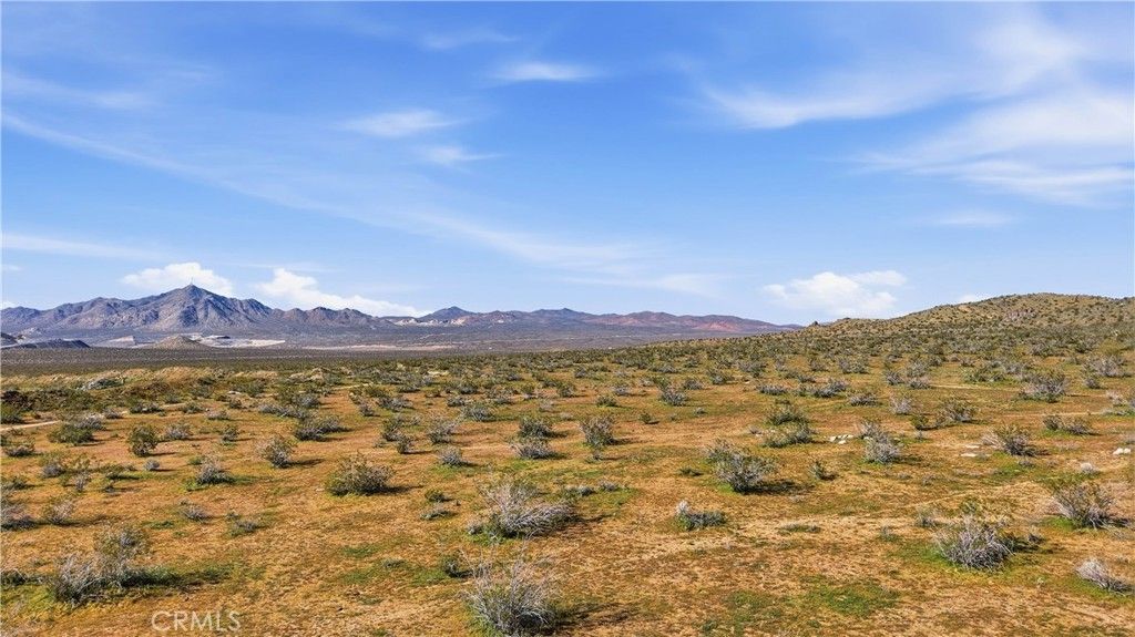 Near Choco Road, Apple Valley