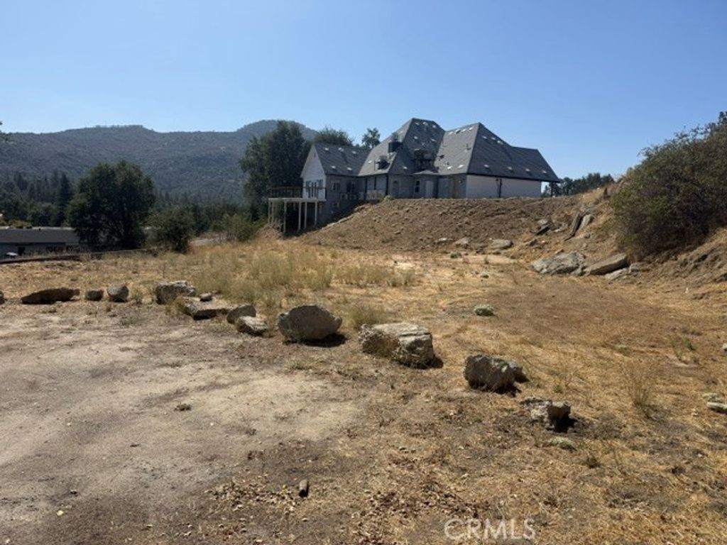 40385 Highway 41, Oakhurst