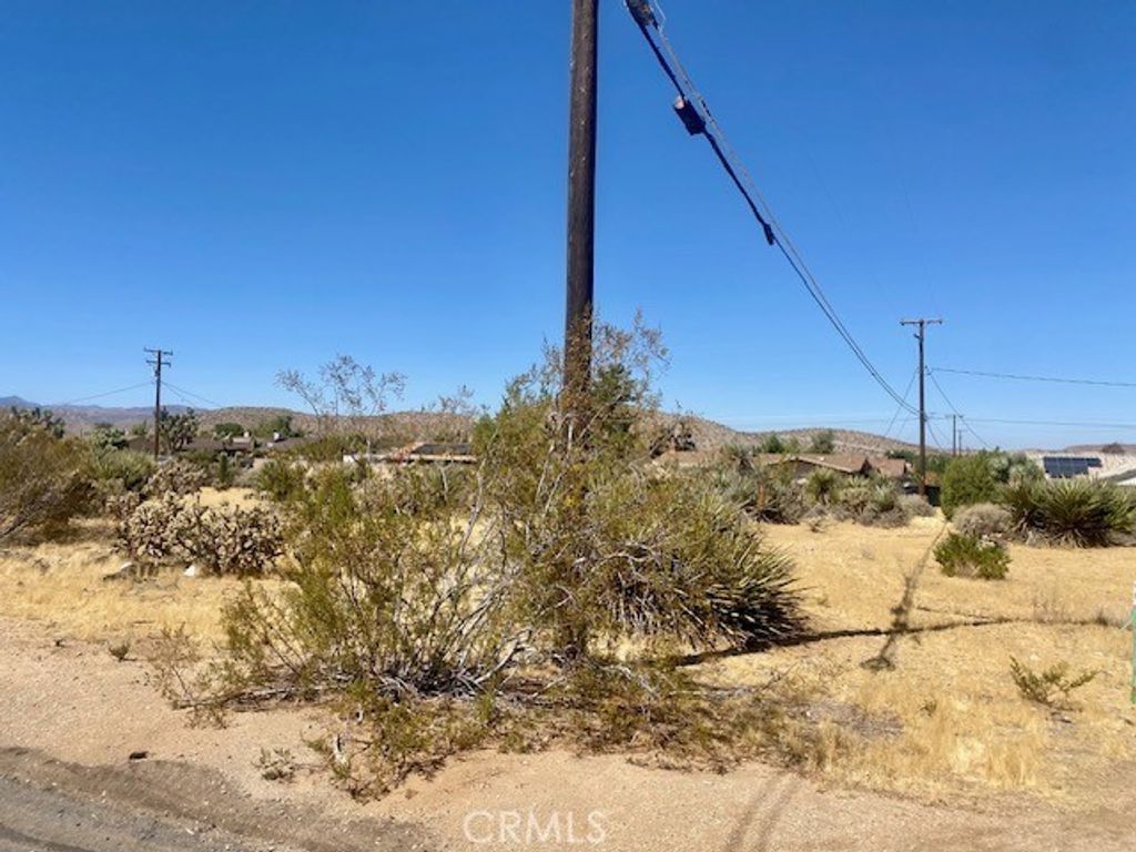 Ivanhoe, Yucca Valley