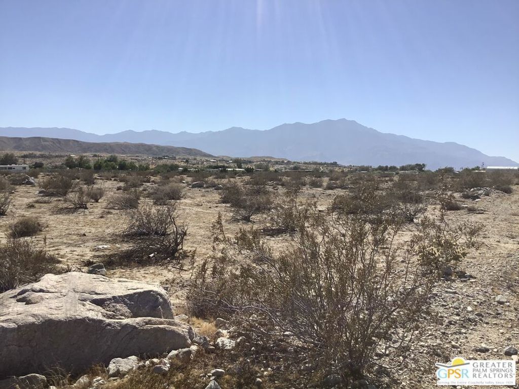 Vee Bee Road, Desert Hot Springs