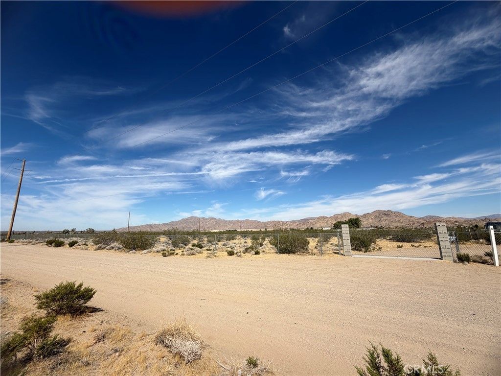 9705 Buena Vista, Lucerne Valley