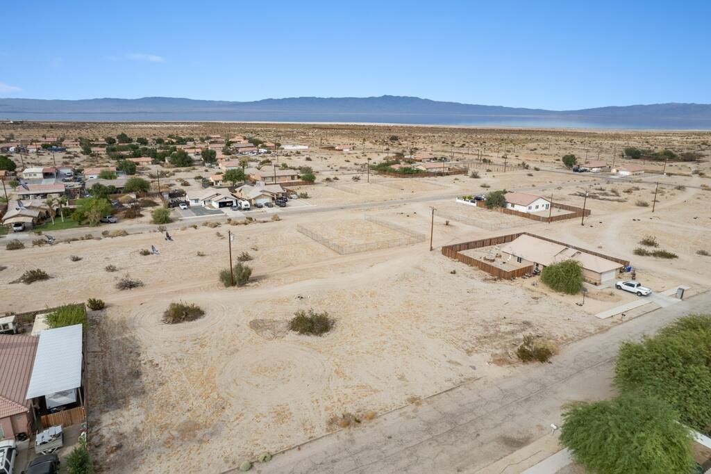 1226 Black Sea Avenue, Thermal