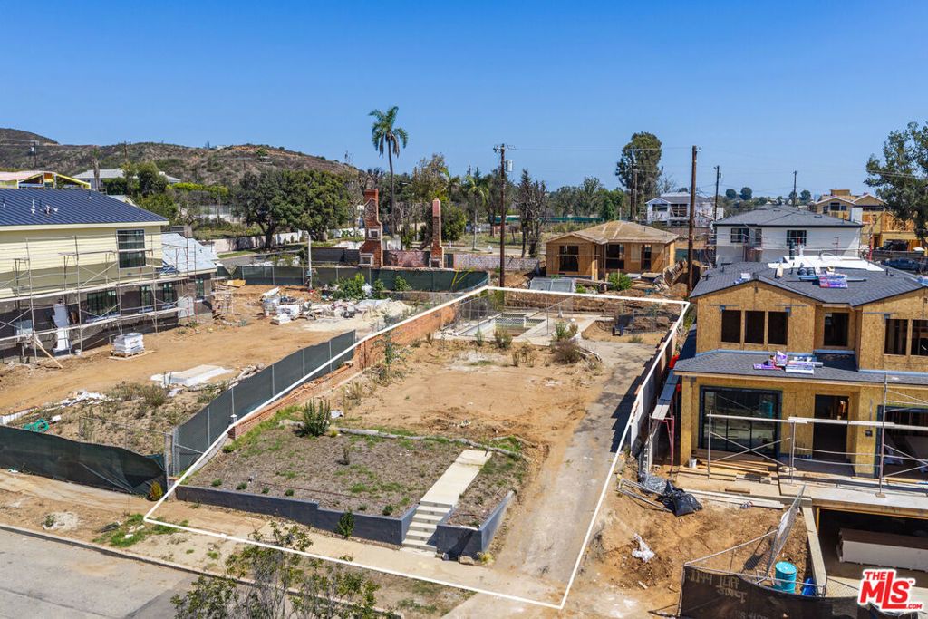 1150 Iliff Street, Pacific Palisades