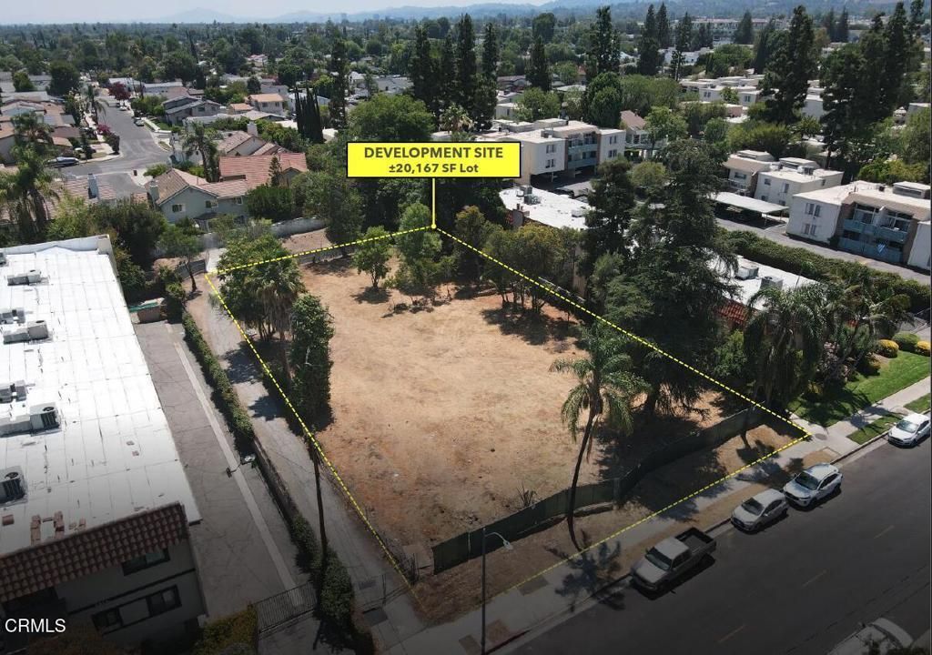 5808 Etiwanda Avenue, Los Angeles