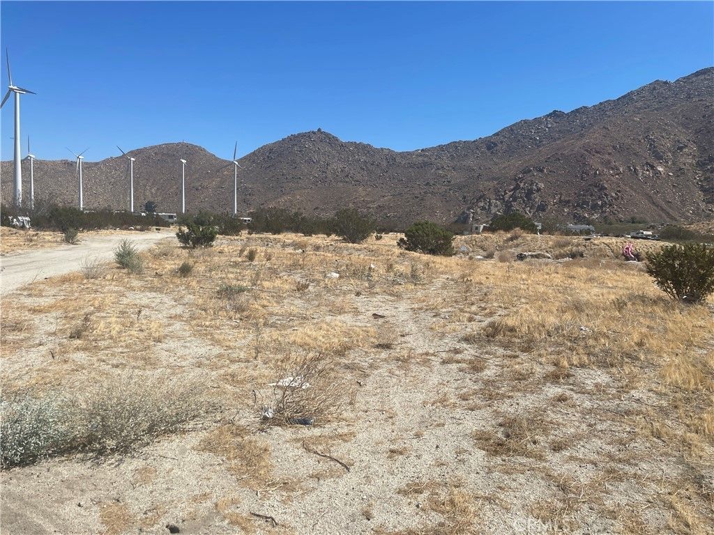 B Street E, Cabazon