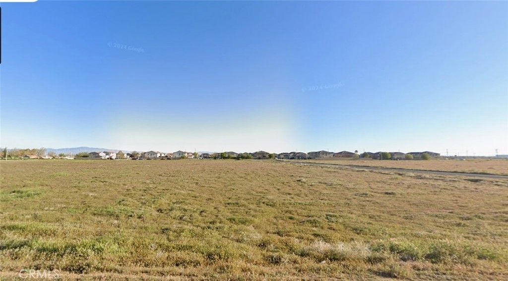60 W Avenue J-2, Lancaster