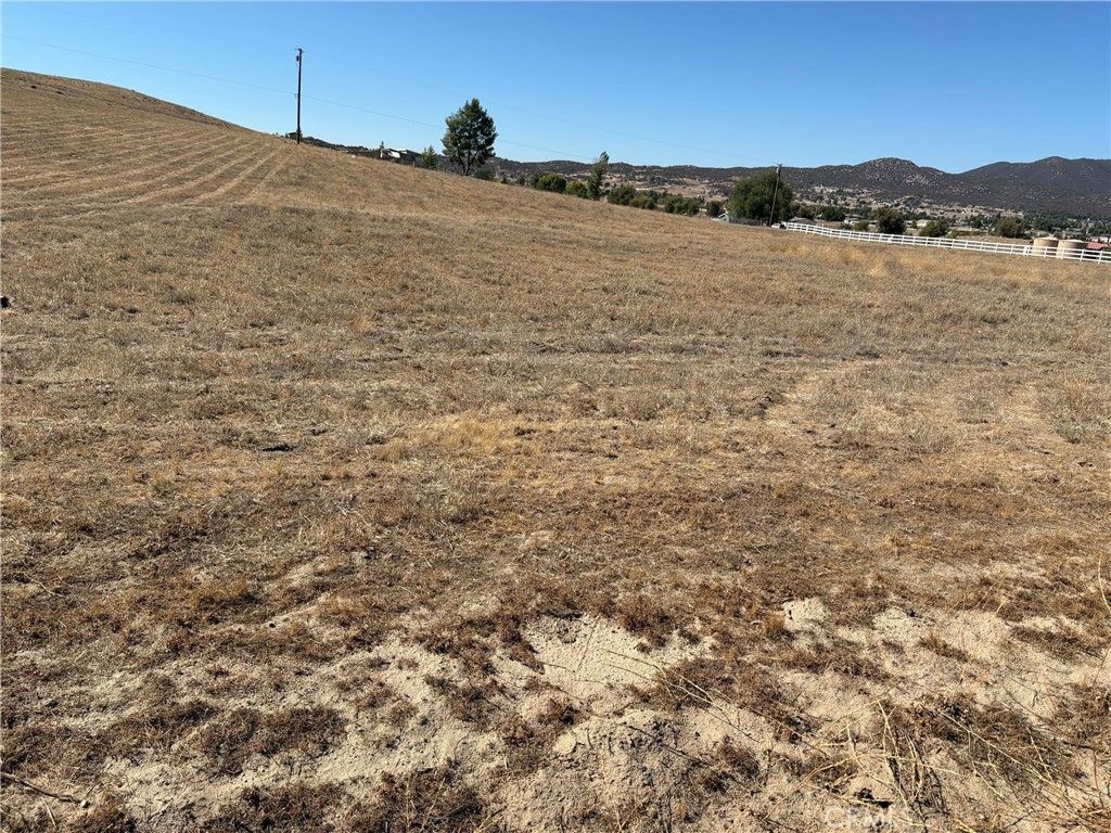 Meadowbrook Way, Aguanga
